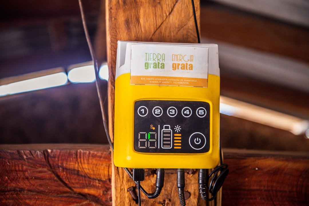 How Solar Charge Controllers Work